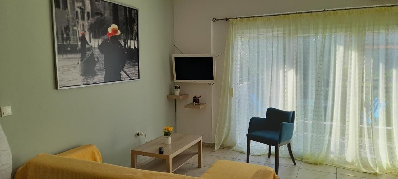 Dimos Sunny & Luxury Central House !!! Peraia  Bagian luar foto